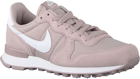 Paarse Nike Sneakers voor dames online 